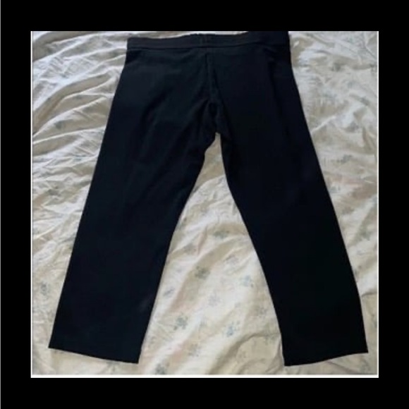 BCBGMAXAZRIA MASON CAPRI LEGGINGS NWOT - Picture 1 of 5